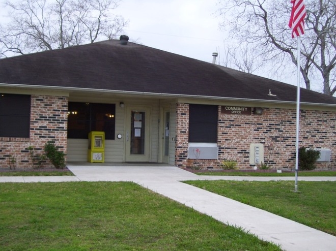 Primary Photo - Bretton Village Apartments