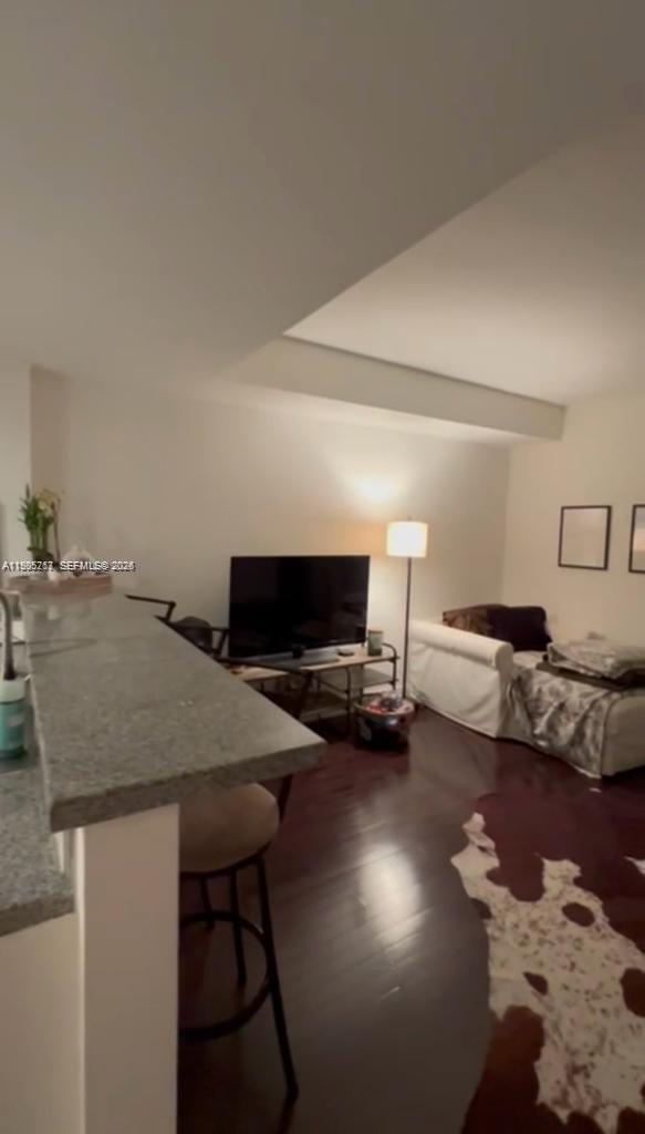 Foto del edificio - 2740 SW 28th Terrace