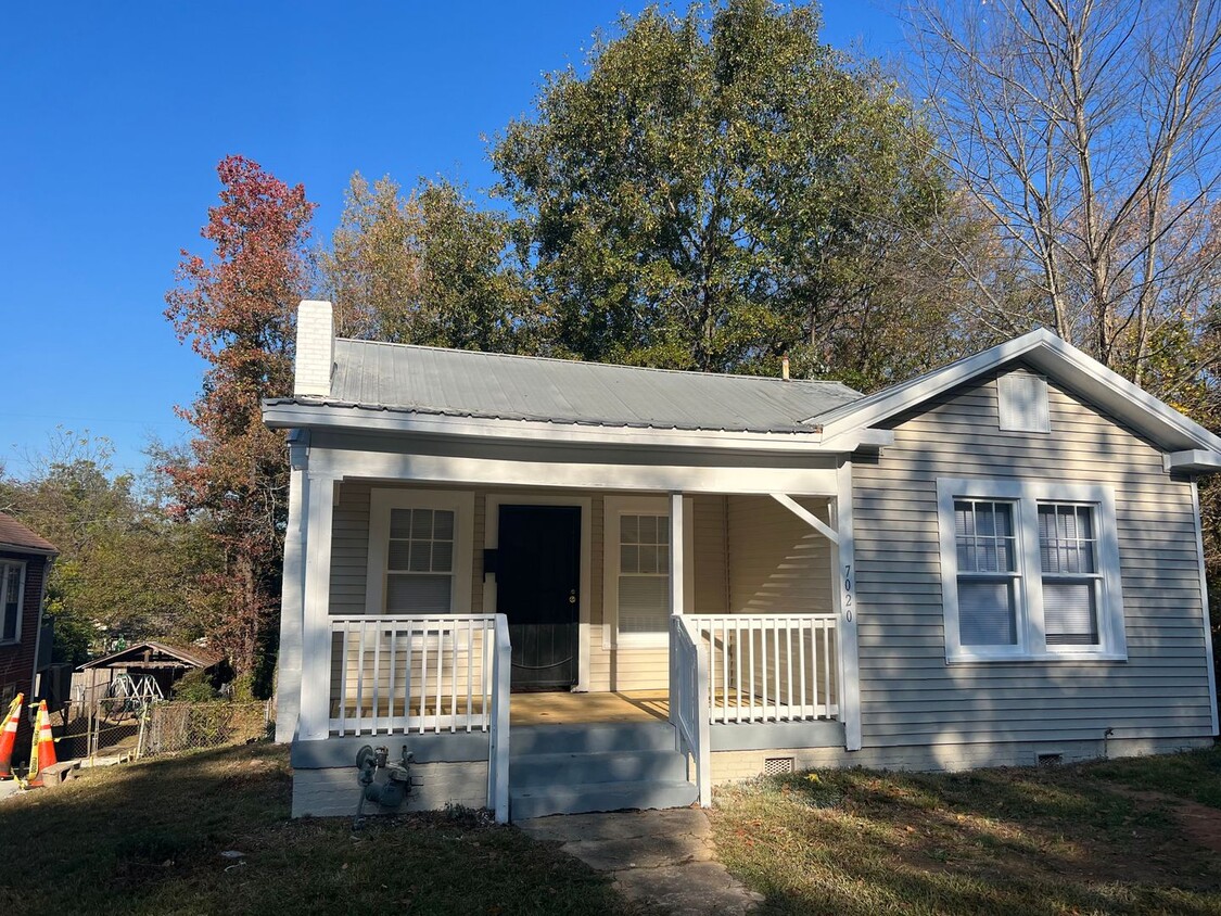 Foto principal - MOVE IN SPECIAL AVAILABLE!! CLEAN, READY F...
