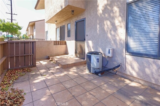 Building Photo - 21603 Villa Pacifica Cir