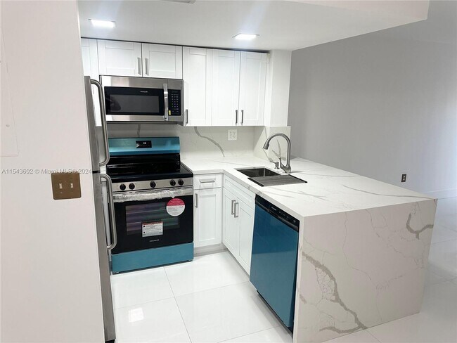Foto del edificio - 8630 NW 5th Terrace