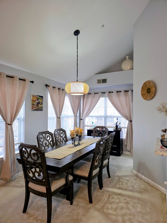 Foto del edificio - 5908 Founders Hill Dr