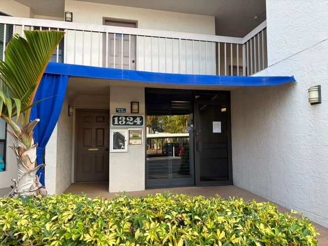 Photo - P654 - 1324 Pasadena Ave #206 Apartment
