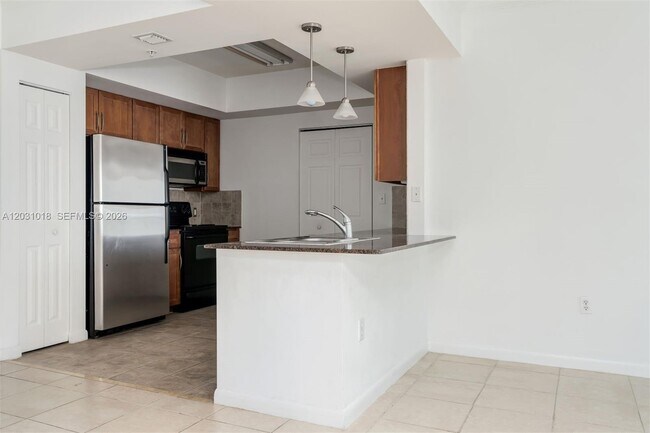 Foto del edificio - 2000 N Bayshore Dr