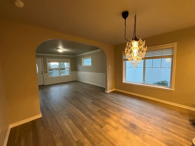 Foto del edificio - Beautiful Home in Everett
