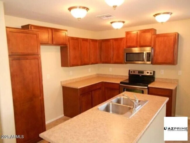 Foto del edificio - 4014 E Superior Rd