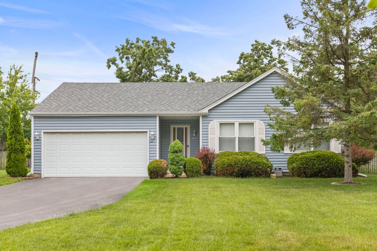 Primary Photo - 2980 Pineland Ct