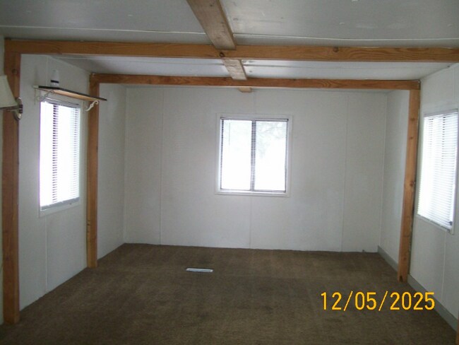 Foto del edificio - 3098 Springhill Rd