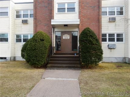 Primary Photo - 36 Thompson Rd