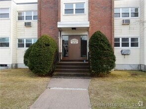 Building Photo - 36 Thompson Rd