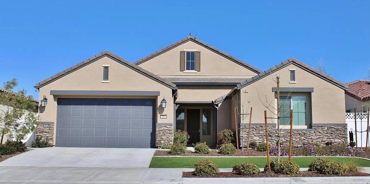 Primary Photo - 14000 Barbon Beck Ave
