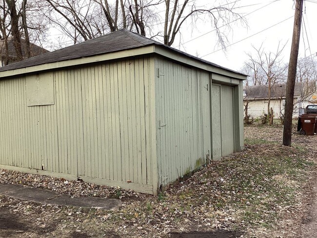 Foto del edificio - 2009 Hill Ave 2BR/1BA (Middletown)