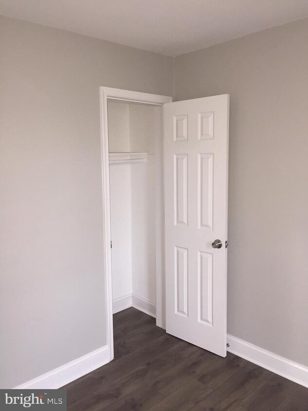 Foto principal - 212 54th St SE