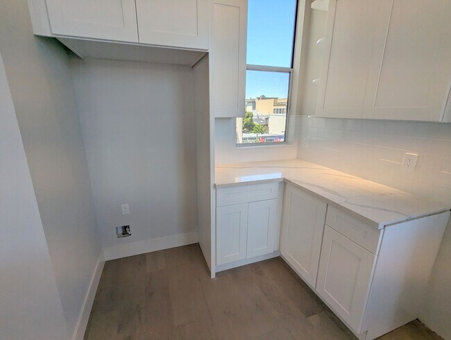 Foto del edificio - Gio - 2888-2890 Harrison St.