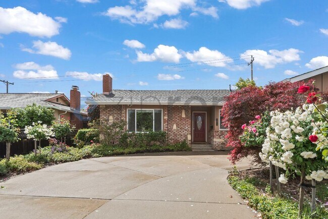 Foto del edificio - 1674 Noreen Dr