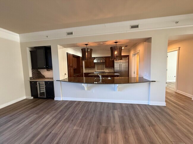 Building Photo - 404 Kelly Plantation Dr