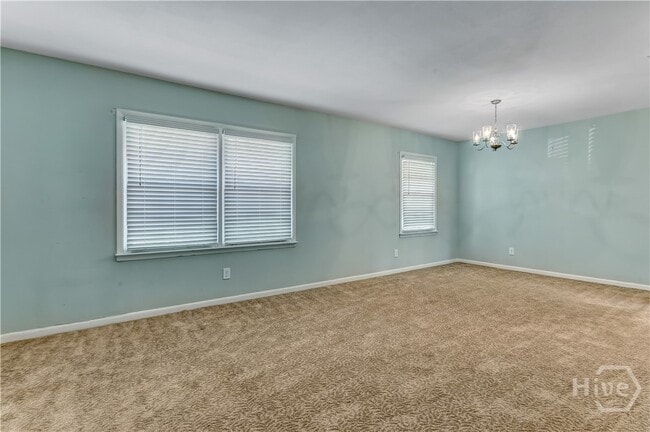 Building Photo - 4 Cottingham Dr