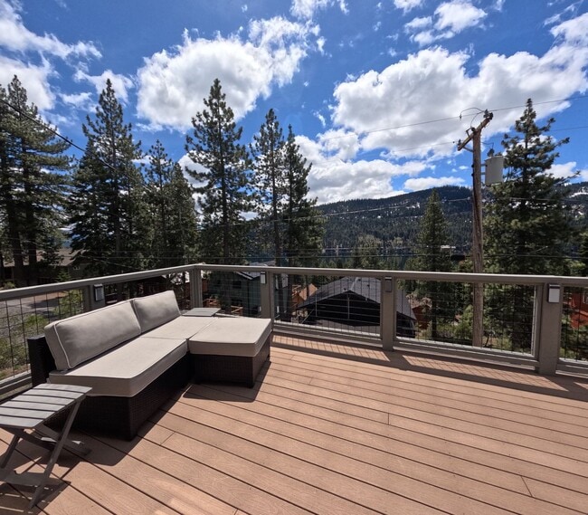 Building Photo - Donner Lake Home for Rent