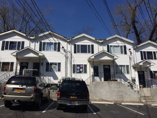 Foto del edificio - 328-342 Davis Ave