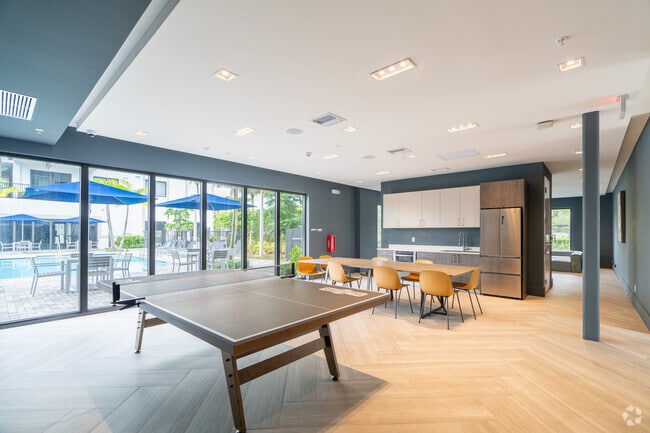 Building Photo - Countyline Apartments