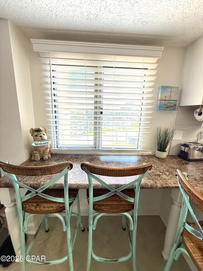Foto del edificio - 23223 Front Beach Rd