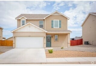 Building Photo - 1033 Heather Dr