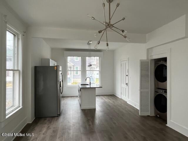 Building Photo - 15 Putman St