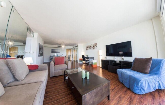 Foto del edificio - 9195 Collins Ave