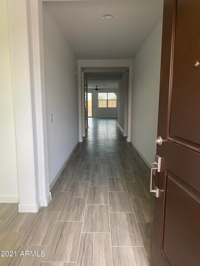 Building Photo - 160 E Virgo Pl