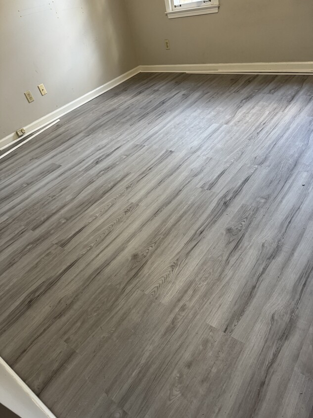 Foto del edificio - 150 Timber Valley Ln