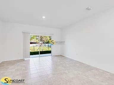 Building Photo - 7215 Sabal Ter