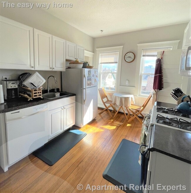 Foto del edificio - 120 Columbia St