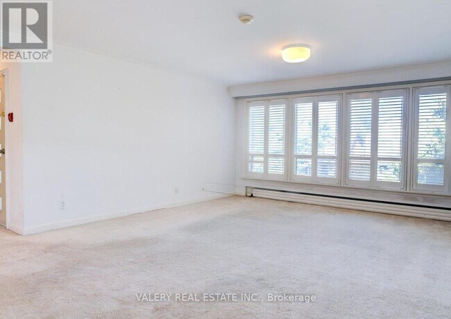 Building Photo - 47 Ranleigh Ave