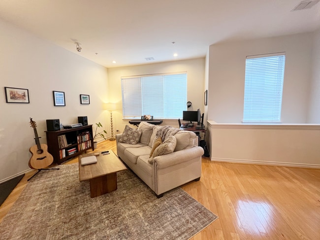 Photo - 4330 McKinney Ave Townhome