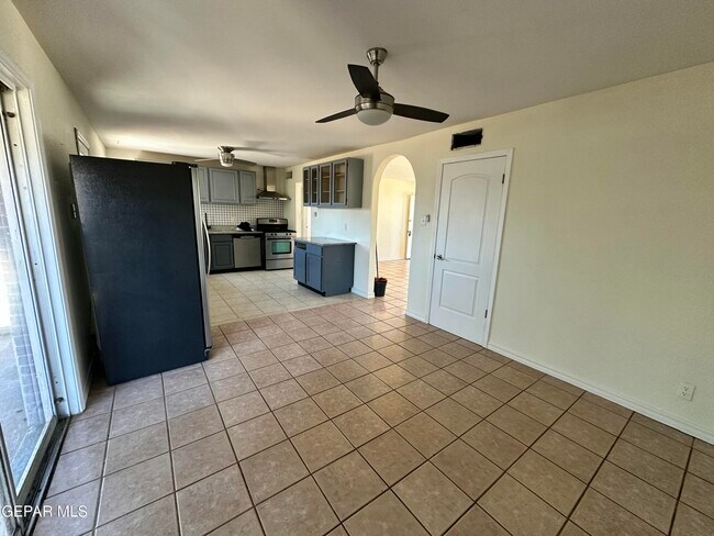 Foto del edificio - 10336 Windsor Dr