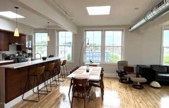 Building Photo - 43 Park St