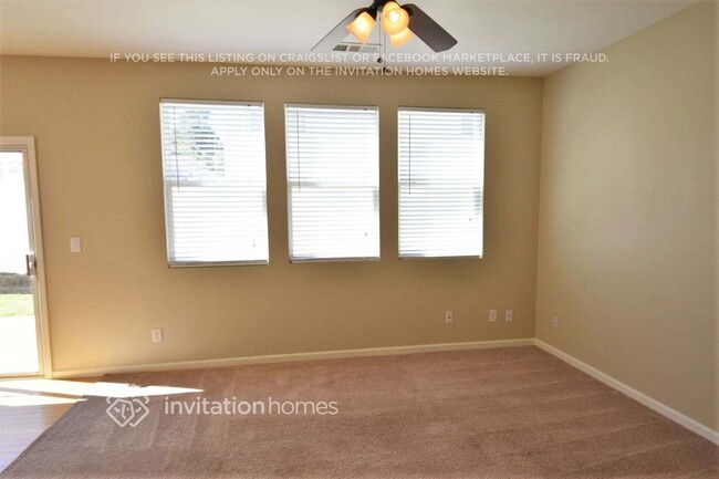 Building Photo - 3680 Roseman Landing