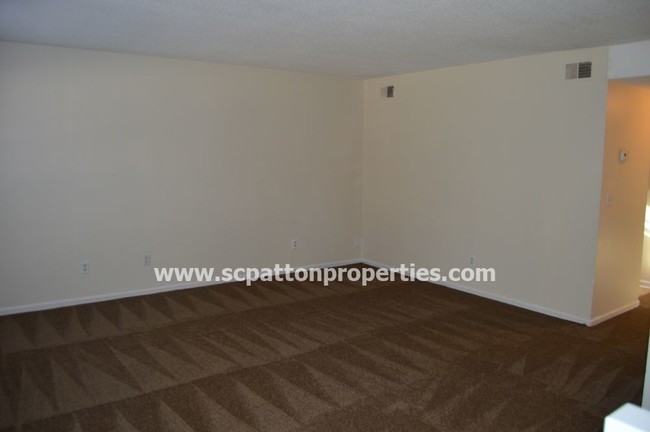 Building Photo - 1611 Willowby St