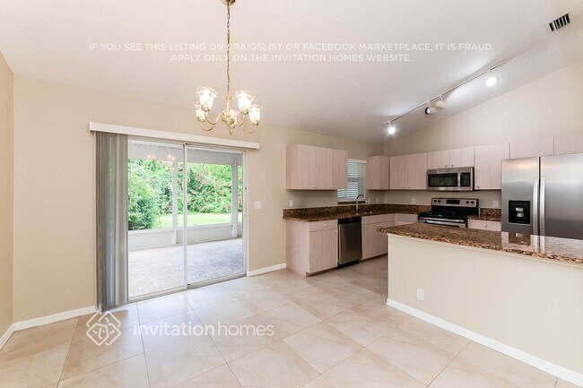 Foto del edificio - 7348 Linden Ln