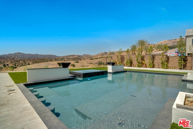 Building Photo - 12509 Saddle Ct