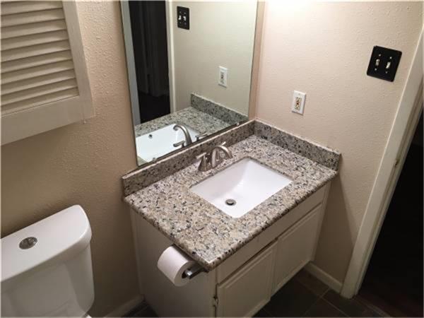 Foto del edificio - 6401 Skyline Dr