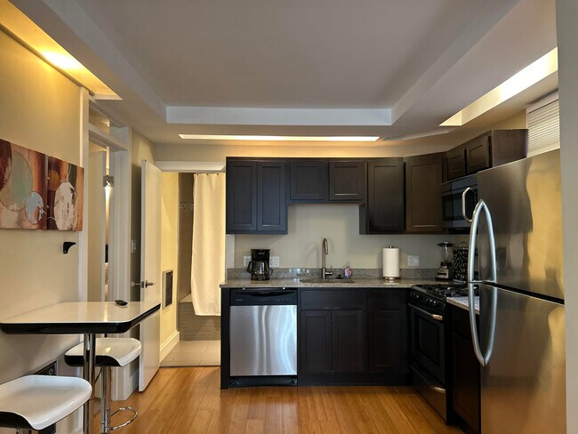 Foto del edificio - 830 W Altgeld St