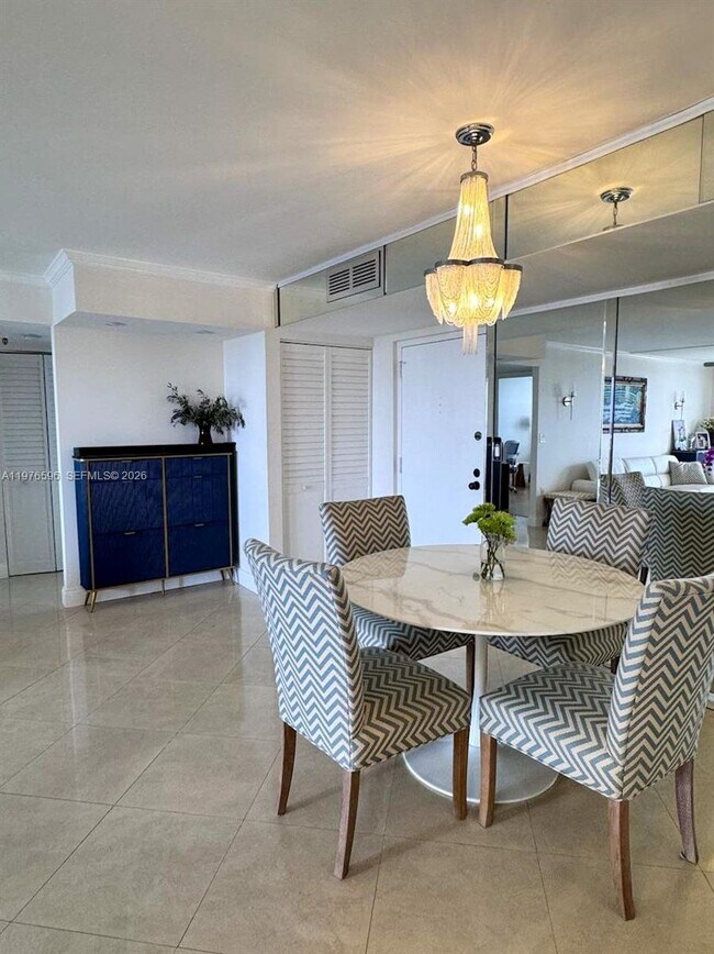 Foto del edificio - 290 174th St St