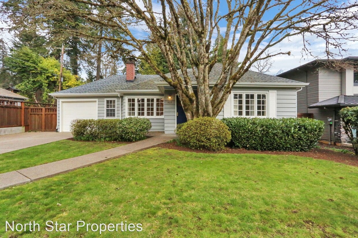 Primary Photo - 2 br, 1 bath House - 821 Evergreen Rd