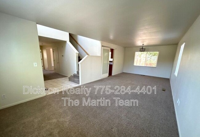 Building Photo - 5153 Lorenzo Ln