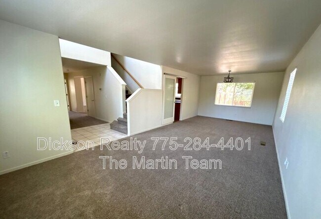 Foto del edificio - 5153 Lorenzo Ln