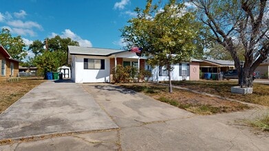 Building Photo - 7107 Westshire Dr