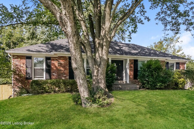 Building Photo - 9000 Willowwood Way