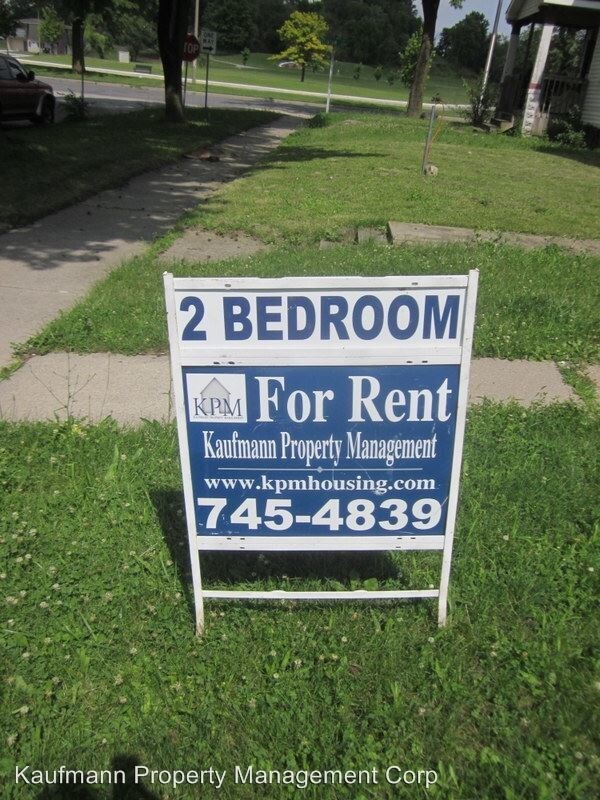 Building Photo - 128 E Taber St