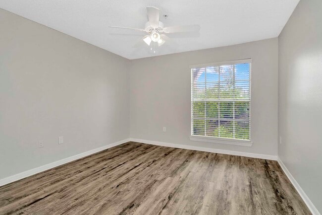 Building Photo - Essex Place Luxury Apartments